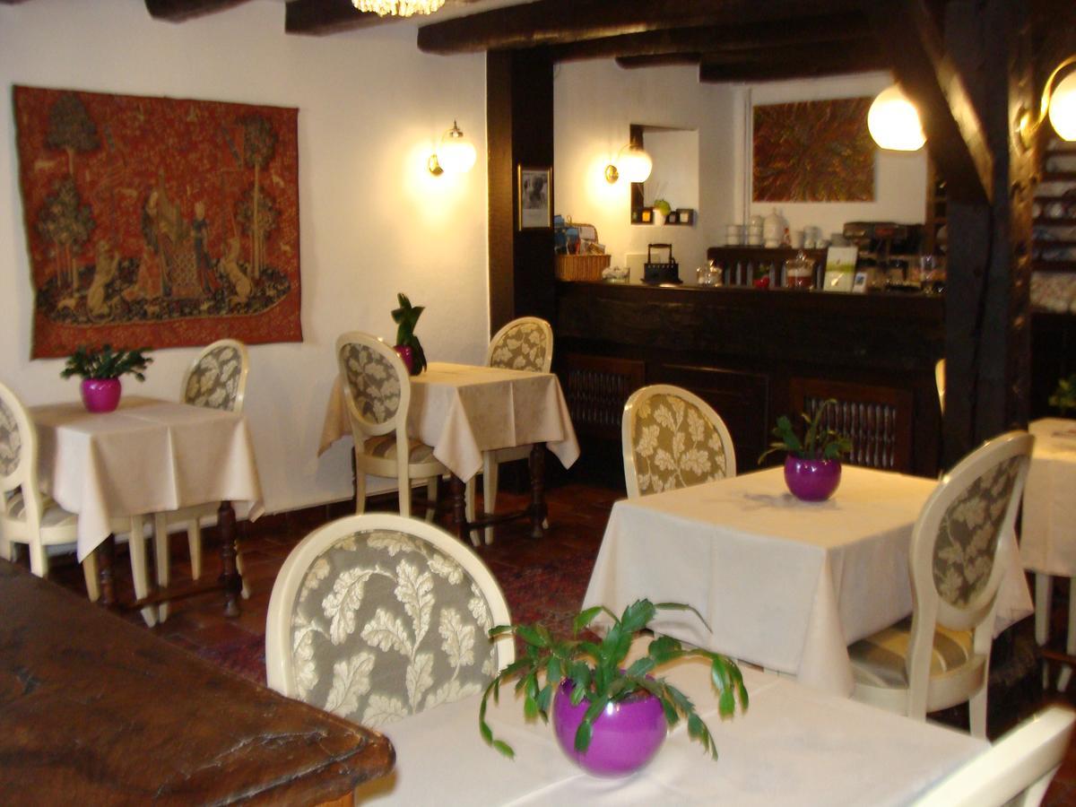 Logis La Gamade Hotel Donzenac ภายนอก รูปภาพ