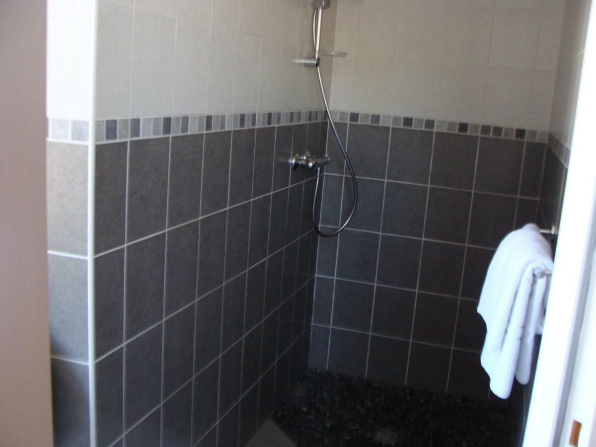 Logis La Gamade Hotel Donzenac ภายนอก รูปภาพ