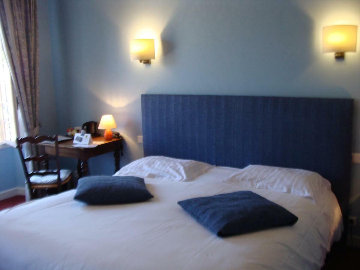 Logis La Gamade Hotel Donzenac ภายนอก รูปภาพ