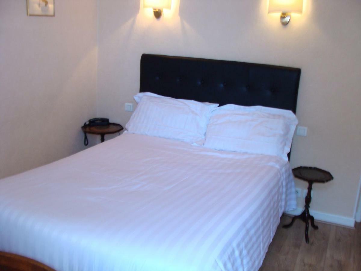 Logis La Gamade Hotel Donzenac ภายนอก รูปภาพ